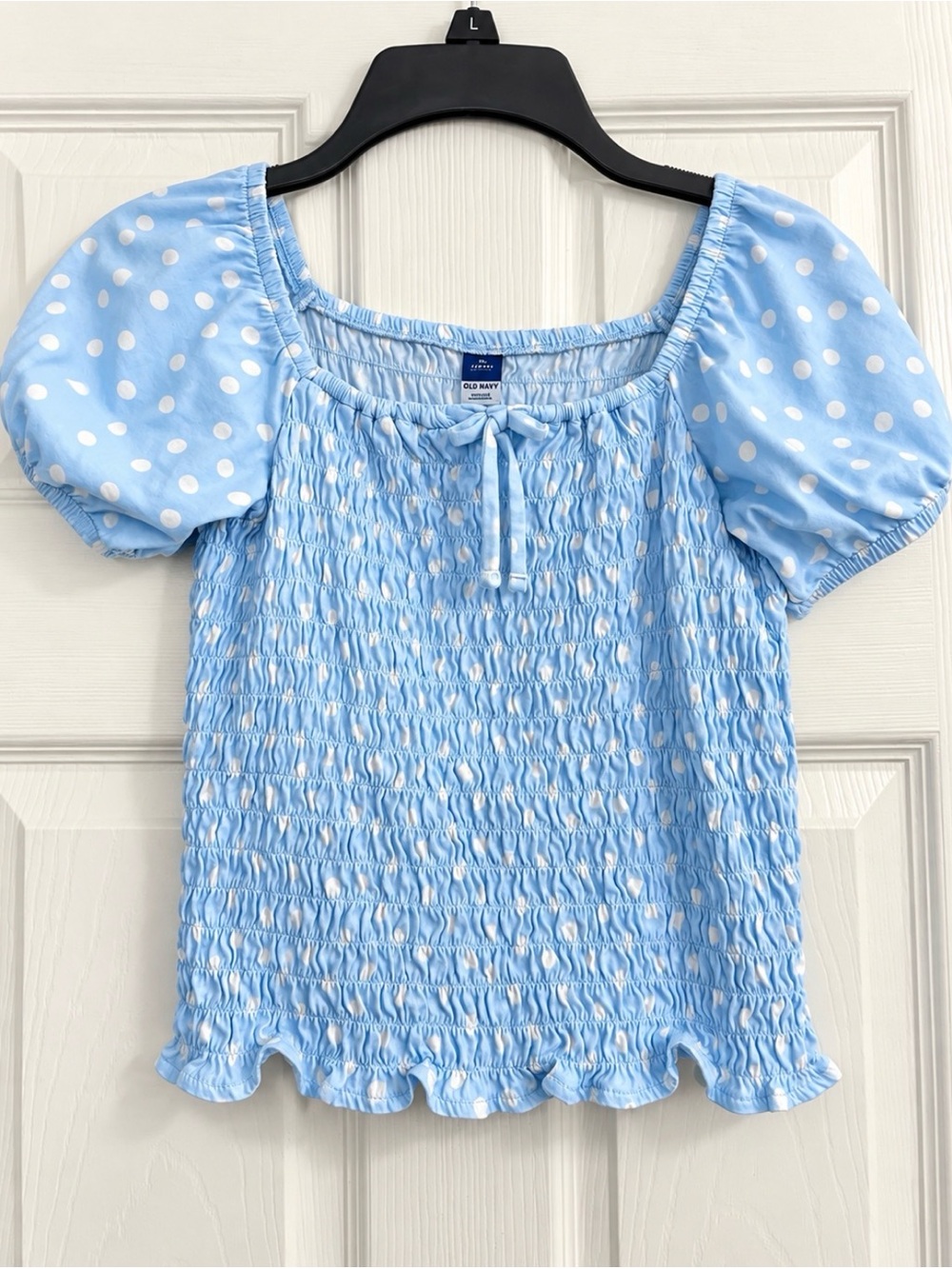 Old Navy Light Blue Polka Dot Puff-Sleeve Smocked Top